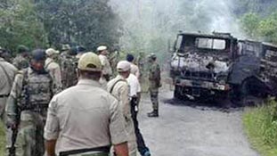 हम कश्मीर-कश्मीर करते रहे और पूर्वोत्तर जल उठा...