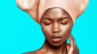 फैशन में नस्लभेद : कहानी एक सूडानी मॉडल की