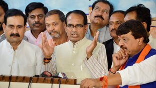 व्यापम की सीबीआई जांच से शिवराज के बचने की 5 वजहें