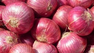 सवाल बस प्याज का नहीं, आंसुओं का भी है!