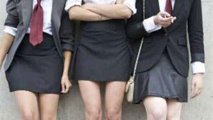 14 की उम्र में लड़के-लड़कियां पा लेते हैं यौन-सुख! दोष किसका?