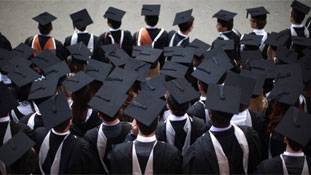 लाखों अयोग्य इंजीनियरों की फौज खड़ी करने के लिए कौन हैं जिम्मेदार?