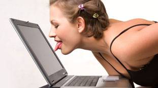 वेब कैम फन का यह नशा कहां ले जाएगा...