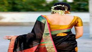 साड़ी पहनना अपराध तो नहीं..