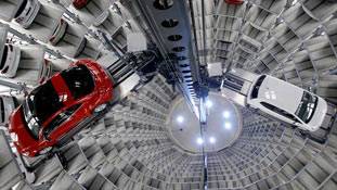 फॉक्सवैगन की लग्जरी गाड़ियां भी छोड़ती हैं गैस