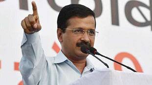 अपनी 'एक्टिविस्ट छवि' के कारण ही बार-बार घिरते हैं केजरीवाल!