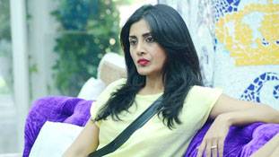 बिग बॉस-9 से बाहर हुईं रिमी सेन और...