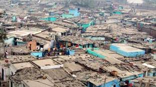 चुनावी घोषणा पत्र में सिमट जाती हैं झुग्गी बस्तियां