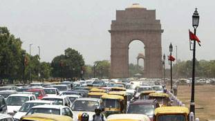 ऑड ईवन को सफल मानने वालों, जरा ठहरो!