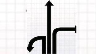 एक साथ तीन अलग अलग रफ्तार में दौड़ती हमारी इकोनॉमी