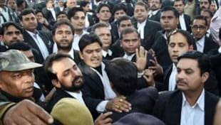 बौराए राष्ट्रवाद के दौर में गांधीजी और आरएसएस का एक पुराना संवाद बौराए राष्ट्रवाद के दौर में गांधीजी और आरएसएस का एक पुराना संवाद