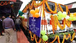 हम बिलकुल तैयार नहीं हैं बुलेट ट्रेन या स्मार्ट सिटी के लिए...