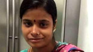 फैशन डिजाइनर की नजर एक कामवाली बाई पर पड़ी, और फिर... फैशन डिजाइनर की नजर एक कामवाली बाई पर पड़ी, और फिर...