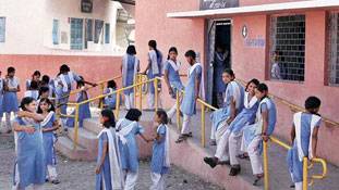 पूंजीपतियों के लिए तो नहीं बना आरटीई कानून?