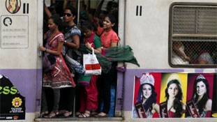 महिला दिवस बीत जाने पर तो ये बातें करना और जरूरी हैं...