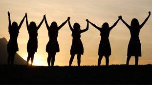 आज की नारी किसी की मोहताज नहीं...