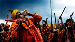 लोक रंजन और लोक कल्याण का महोत्सव है कुम्भ लोक रंजन और लोक कल्याण का महोत्सव है कुम्भ