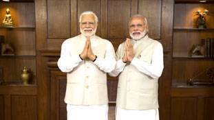 जब मोदी मिले मोदी से और किए खुद में थोड़े सुधार...