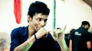 नागिन डांस बचाना है!