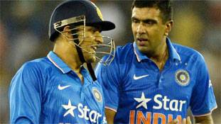आखिर क्यों अश्विन के ऊपर से उठ गया है धोनी का भरोसा?