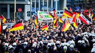 जरा संभल के चल ए तंगदिल यूरोप!