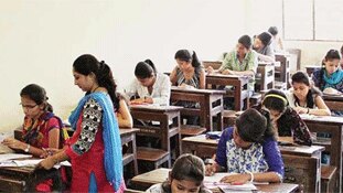 अपने टॉपर्स का इंटरव्यू क्‍यों लेना चाहता है बिहार बोर्ड?