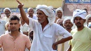 यूपी से लेकर पंजाब तक कहानी एक ही है, बस किरदार अलग