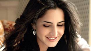 एक वीडियो के जरिए कैटरीना कैफ ने रखा सोशल मीडिया पर पहला कदम