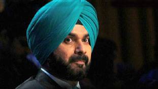 सिद्धू कन्‍फ्यूज हैं, दो में से एक रास्‍ता चुनना ही होगा...