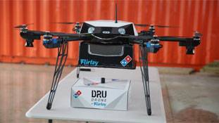 तो तैयार हो जाइए! अब आसमान से होगी पिज्जा डिलिवरी