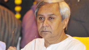 सीएम नवीन पटनायक को टमाटर और अंडों से बचाने में क्यों जुटी रही पुलिस?