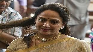 संसद में बैठे फिल्मी सितारों से राजनीति की उम्मीद नहीं!