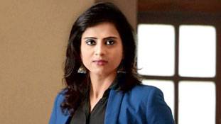 कलेक्टर किंजल: बेरहम अनुभवों की गहराई समेटे एक टॉपर !