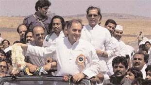 तब राजीव अयोध्या गए थे और बीजेपी को 'जमीन' दे आए थे तब राजीव अयोध्या गए थे और बीजेपी को 'जमीन' दे आए थे