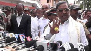 सिद्धारमैया की जिंदगी से भूत क्यों नहीं भागता !