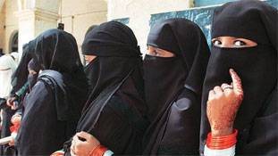 मुस्लिम महिलाओं की बात संविधान के मुताबिक होनी चाहिए, कुरान के नहीं