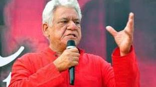 ओम पुरी कह रहे हैं, पूरी दुनिया इस्लाम कबूल करे! क्या वाकई?