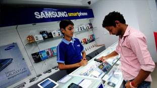 अब सैमसंग के पास कुछ नहीं बचा बेचने को...