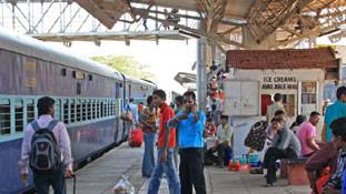 यात्रा के बीच ब्लैक मनी पर सर्जिकल स्ट्राइक