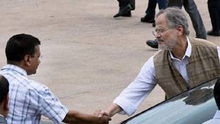 जंग के जाने के बाद टीम केजरीवाल की आशंकाएं...