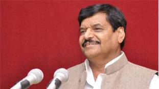 क्या हैं शिवपाल के एकतरफा फैसले जो बढ़ा रहे हैं अखिलेश की मुश्किलें?