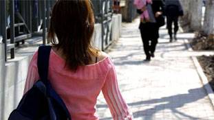 कैशलेस सोसाइटी के साथ 'शेमलेस' समाज भी