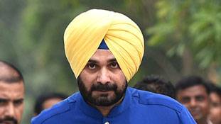 शुभ मुहूर्त के इंतज़ार में बैठे हैं सिद्धू !