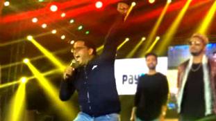 नोटबंदी के बहुत पहले से 'सड़कछाप' हैं पेटीएम सीईओ !