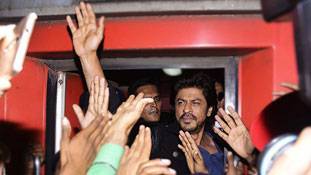 चुनावी सभा के लिए भी रेलवे प्लेटफार्म मिलेगा क्या ?