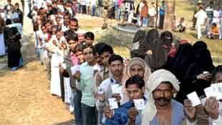 पूर्वांचल के वोट ही कहीं त्रिशंकु विधानसभा की वजह तो नहीं बनने जा रहे