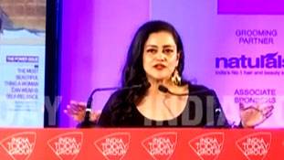 स्त्री और पुरुष समान हो ही नहीं सकते, क्योंकि...