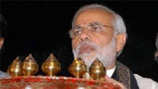 प्रधानमंत्री मोदी के लिए नवरात्रि के मायने प्रधानमंत्री मोदी के लिए नवरात्रि के मायने