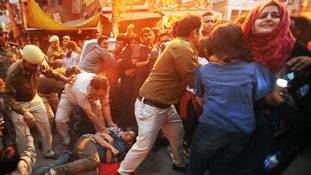 क्यों पाकिस्तान के एजेंट की तरह लगने लगे हैं ‘शांति के कबूतर’ !