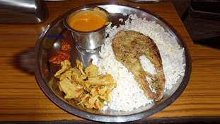 उत्तर प्रदेश ही नहीं इन 9 जगहों में भी मिल रहा है 5 रुपए में खाना!